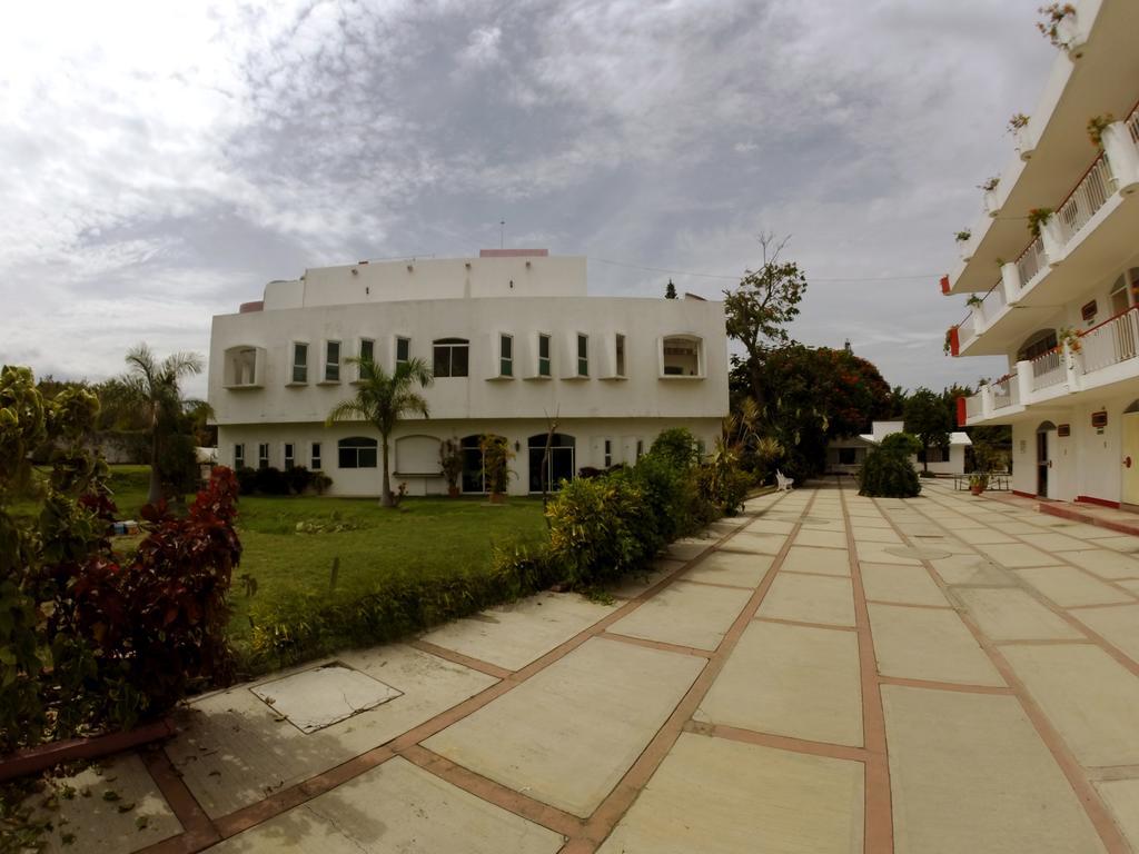 Hotel Hacienda Del Rio Oaxtepec Exterior photo